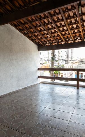 Casa à venda com 303m², 3 quartos e 2 vagasVaranda