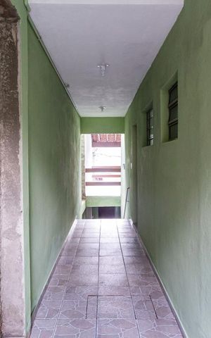 Casa à venda com 303m², 3 quartos e 2 vagasCorredor