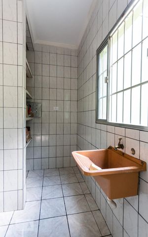 Casa à venda com 303m², 3 quartos e 2 vagasÁrea de Serviço