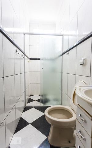 Casa à venda com 303m², 3 quartos e 2 vagasBanheiro