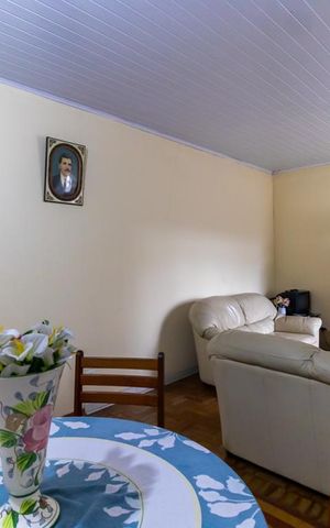 Casa à venda com 56m², 1 quarto e 1 vaga Casa à venda com 56m², 1 quarto e 1 vagaSala