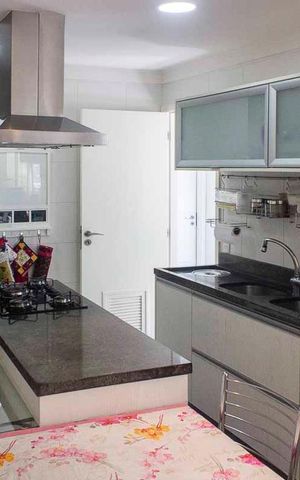 Apartamento à venda com 242m², 3 quartos e 4 vagasCozinha