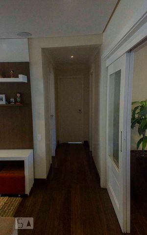 Apartamento à venda com 242m², 3 quartos e 4 vagasCorredor