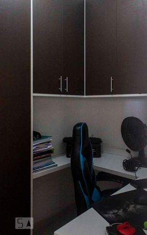 Apartamento à venda com 242m², 3 quartos e 4 vagasEscritório