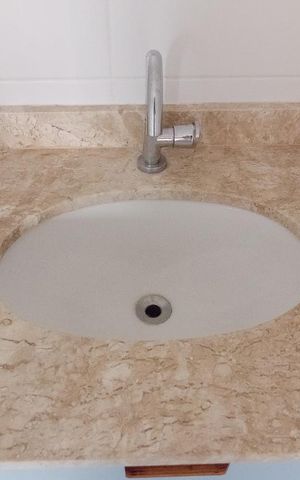 Apartamento para alugar com 63m², 2 quartos e 2 vagasBanheiro