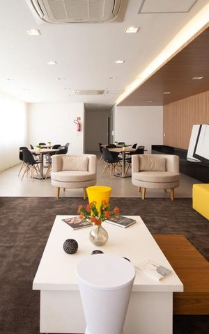 Apartamento à venda com 40m², 2 quartos e sem vaga Apartamento à venda com 40m², 2 quartos e sem vagaSalão de festas