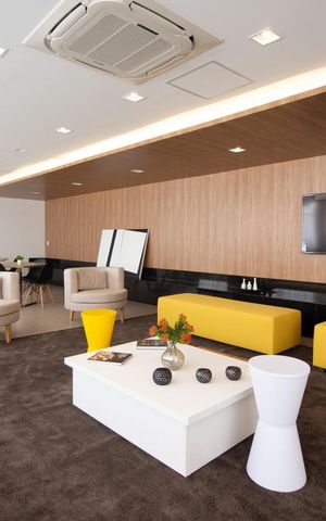 Apartamento à venda com 40m², 2 quartos e sem vaga Apartamento à venda com 40m², 2 quartos e sem vagaSalão de festas