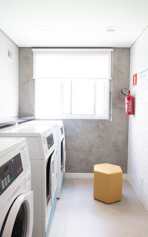 Apartamento à venda com 40m², 2 quartos e sem vaga Apartamento à venda com 40m², 2 quartos e sem vagaLavanderia