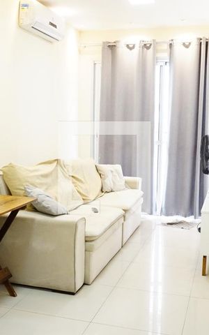 Apartamento à venda com 90m², 2 quartos e 1 vagaSala