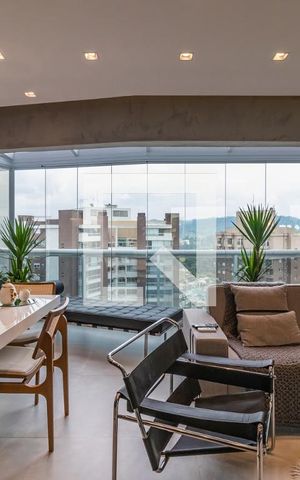 Apartamento à venda com 109m², 4 quartos e 2 vagas