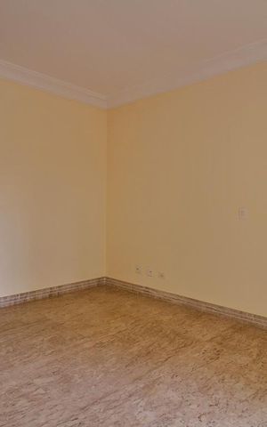 Casa de condomínio para alugar com 576m², 4 quartos e 4 vagasSuíte 3