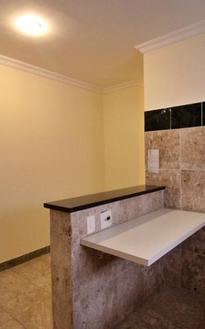 Casa de condomínio para alugar com 576m², 4 quartos e 4 vagasDependência de Empregados/Cozinha