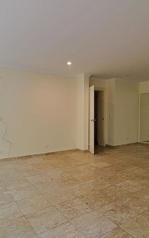 Casa de condomínio para alugar com 576m², 4 quartos e 4 vagasSalão