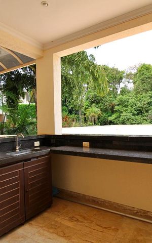 Casa de condomínio para alugar com 576m², 4 quartos e 4 vagasChurrasqueira