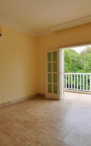 Casa de condomínio para alugar com 576m², 4 quartos e 4 vagasSuíte 2