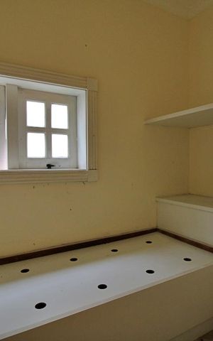 Casa de condomínio para alugar com 576m², 4 quartos e 4 vagasQuarto de Serviço