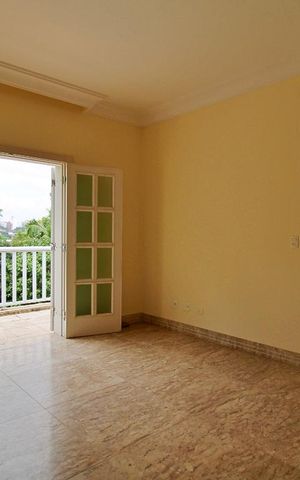 Casa de condomínio para alugar com 576m², 4 quartos e 4 vagasSuíte 2