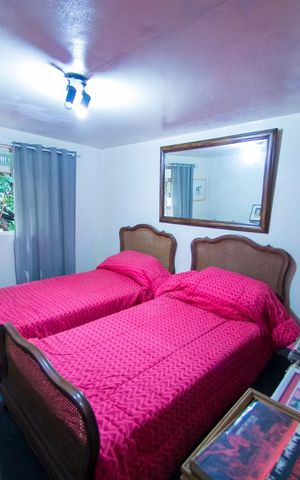 Casa à venda com 300m², 4 quartos e 2 vagas Casa à venda com 300m², 4 quartos e 2 vagasQuarto 3