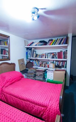 Casa à venda com 300m², 4 quartos e 2 vagas Casa à venda com 300m², 4 quartos e 2 vagasQuarto 3