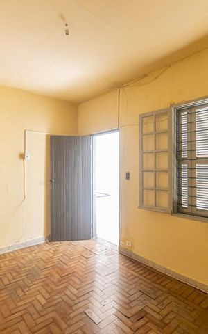 Casa para alugar com 40m², 1 quarto e sem vaga Casa para alugar com 40m², 1 quarto e sem vagaQuarto