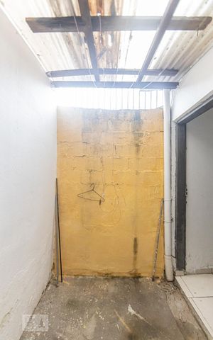 Casa para alugar com 40m², 1 quarto e sem vaga Casa para alugar com 40m², 1 quarto e sem vagaÁrea de Serviço