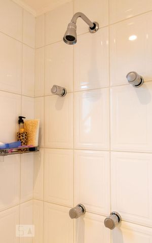 Apartamento à venda com 71m², 2 quartos e 1 vagaBanheiro da suíte