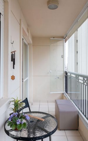 Apartamento à venda com 71m², 2 quartos e 1 vagaVaranda
