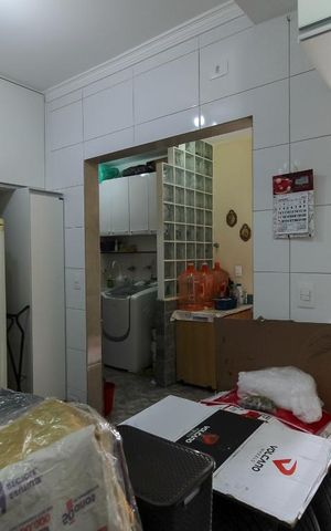 Casa à venda com 150m², 3 quartos e 4 vagas Casa à venda com 150m², 3 quartos e 4 vagasÁrea Externa