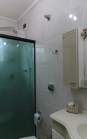 Casa à venda com 150m², 3 quartos e 4 vagas Casa à venda com 150m², 3 quartos e 4 vagasBanheiro da Suíte 2