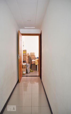Casa de condomínio à venda com 97m², 3 quartos e sem vagaCorredor 2