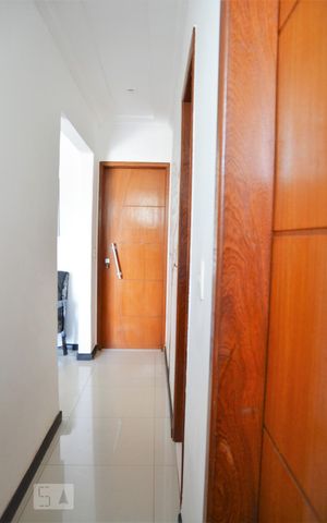 Casa de condomínio à venda com 97m², 3 quartos e sem vagaCorredor Quartos