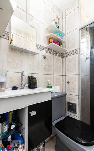 Apartamento à venda com 60m², 2 quartos e 1 vaga Apartamento à venda com 60m², 2 quartos e 1 vagaBanheiro