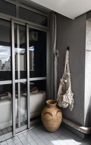 Apartamento à venda com 60m², 2 quartos e 1 vagaVaranda
