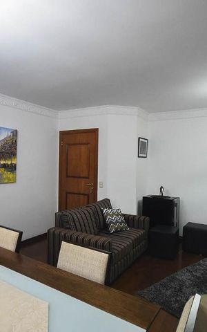 Apartamento à venda com 140m², 4 quartos e 3 vagas Apartamento à venda com 140m², 4 quartos e 3 vagasSala