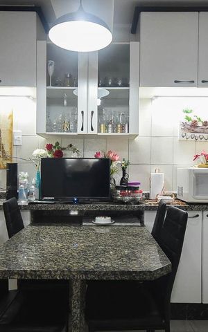 Apartamento à venda com 140m², 4 quartos e 3 vagas Apartamento à venda com 140m², 4 quartos e 3 vagasCozinha