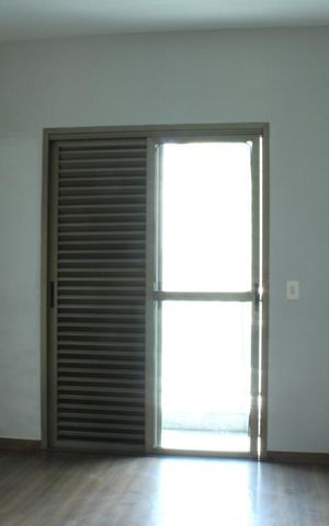 Apartamento à venda com 180m², 4 quartos e 2 vagas Apartamento à venda com 180m², 4 quartos e 2 vagasSuíte 2