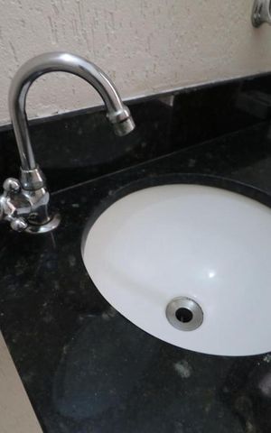Casa de condomínio à venda com 90m², 3 quartos e 4 vagas Casa de condomínio à venda com 90m², 3 quartos e 4 vagasLavabo - pia