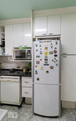Casa à venda com 357m², 3 quartos e 7 vagas Casa à venda com 357m², 3 quartos e 7 vagasCozinha