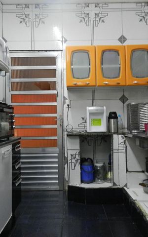 Casa à venda com 250m², 4 quartos e 2 vagasCozinha