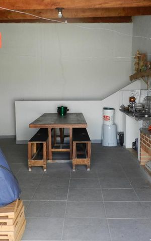 Casa à venda com 250m², 4 quartos e 2 vagasÁrea comum - Churrasqueira