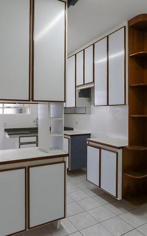 Apartamento para alugar com 79m², 2 quartos e 1 vaga Apartamento para alugar com 79m², 2 quartos e 1 vagaCozinha