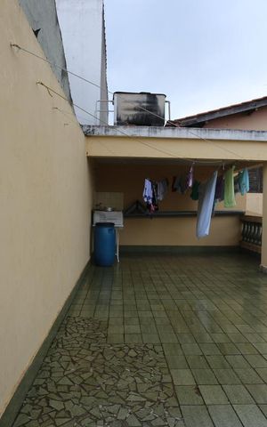 Casa à venda com 200m², 3 quartos e 7 vagasSacada