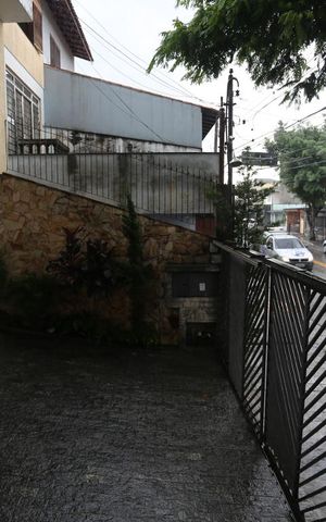 Casa à venda com 200m², 3 quartos e 7 vagasGaragem