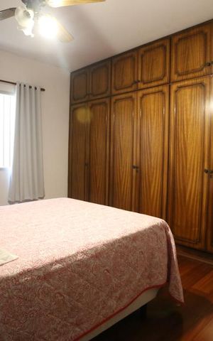 Casa à venda com 200m², 3 quartos e 7 vagasQuarto 1