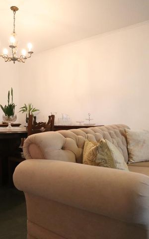 Casa à venda com 200m², 3 quartos e 7 vagasSala de Estar e Jantar
