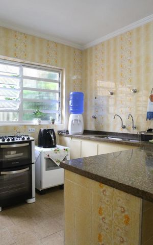 Casa à venda com 200m², 3 quartos e 7 vagasCozinha