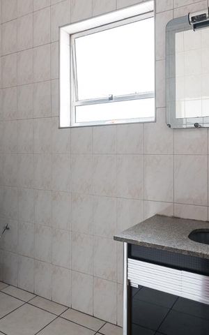 Casa para alugar com 300m², 4 quartos e 2 vagas Casa para alugar com 300m², 4 quartos e 2 vagasBanheiro da Suíte