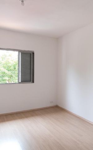 Casa para alugar com 300m², 4 quartos e 2 vagas Casa para alugar com 300m², 4 quartos e 2 vagasQuarto 1
