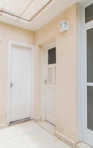 Casa à venda com 270m², 4 quartos e 2 vagasÁrea de Serviço
