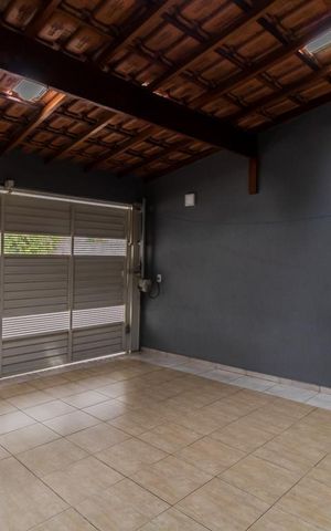 Casa à venda com 95m², 3 quartos e 2 vagas Casa à venda com 95m², 3 quartos e 2 vagasGaragem